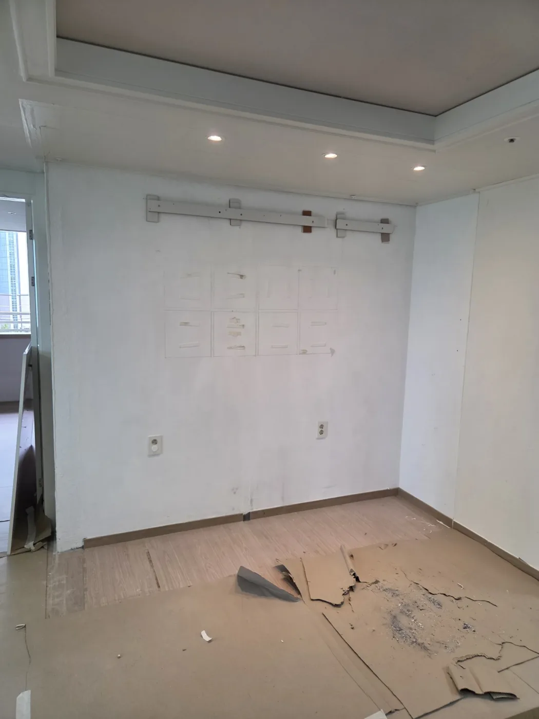 냉장고장리폼 둔산동 크로바아파트 32평 주방 냉장고장 시공 전 집잘알김프로